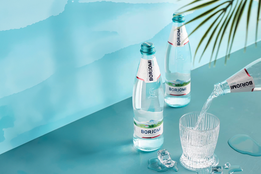 Nước khoáng Borjomi đồng hành cùng bạn trong mọi giờ phút học tập, làm việc và vui chơi trong mùa Hè.