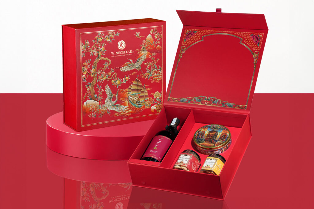 Hộp bánh Jacobsens trong hộp quà Phát Tài & Phát Lộc - gửi gắm lời chúc đoàn viên trong năm mới